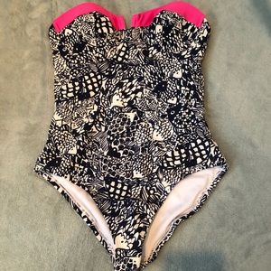 Lilly Pulitzer one piece swim suit